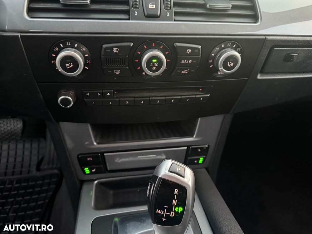 BMW Seria 5 520d Aut. Edition Lifestyle - 37