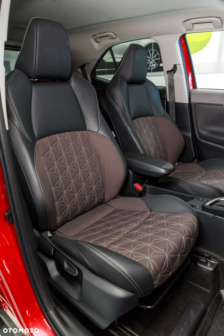 Toyota Yaris Cross - 16