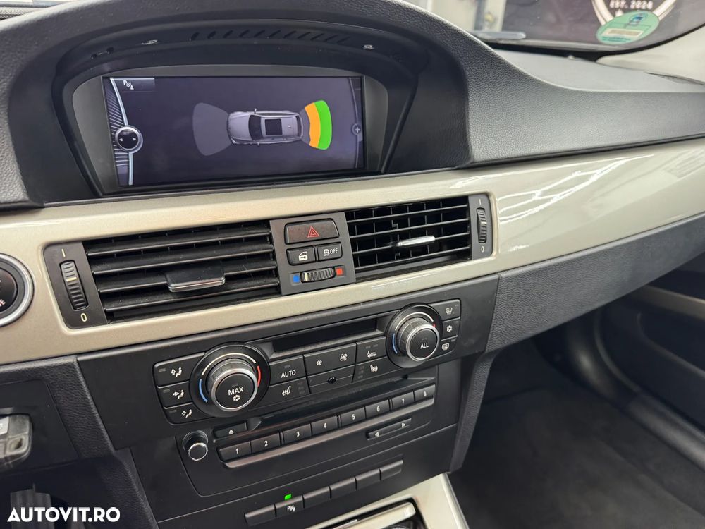 BMW Seria 3 320d DPF Aut. Edition Sport - 20