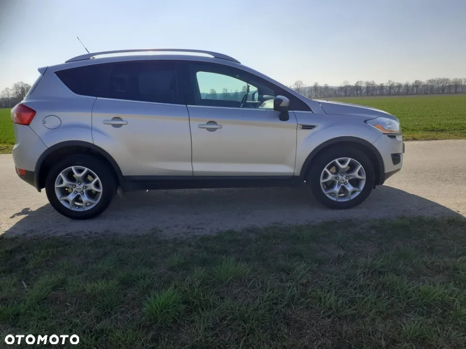 Ford Kuga 2.0 TDCi Individual - 9