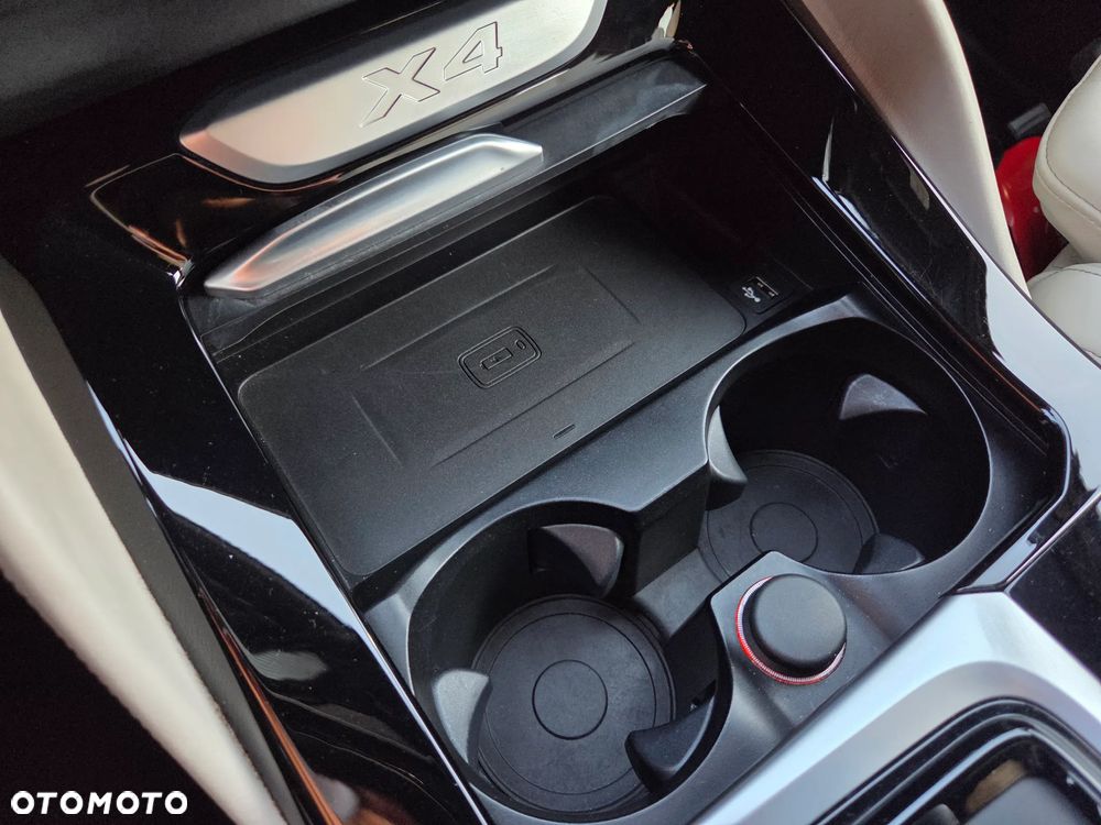 BMW X4 xDrive30i xLine sport - 26