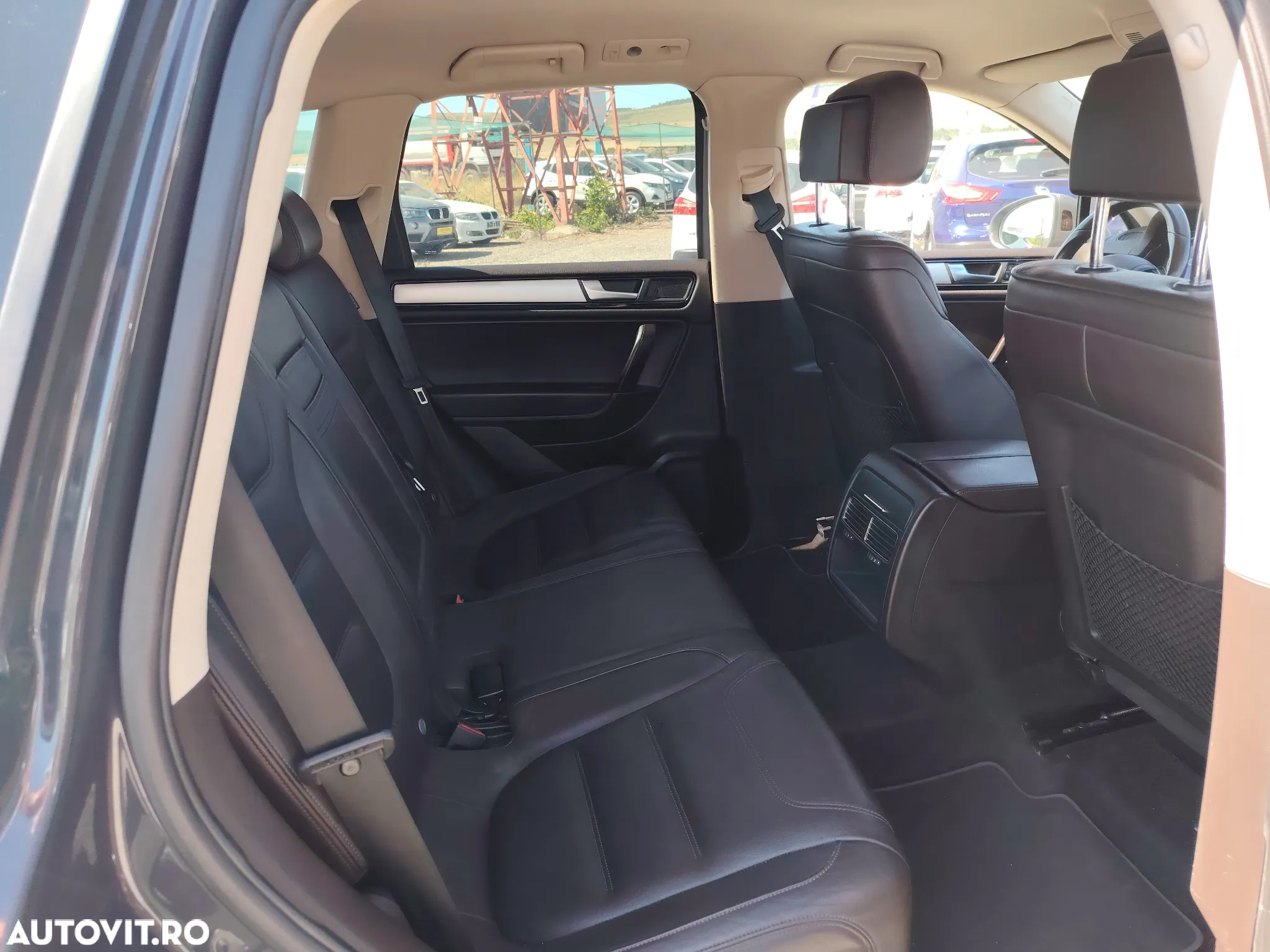 Volkswagen Touareg 3.0 V6 TDI BMT - 15