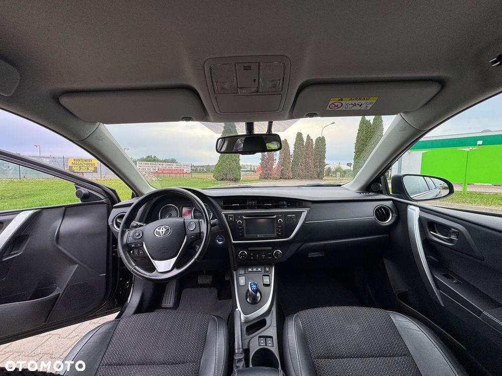 Toyota Auris 1.8 HSD Luna - 10