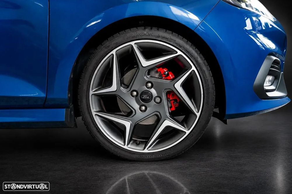 Ford Fiesta 1.5 EcoBoost S&S c/ Pack Pele Exclusiva ST - 10
