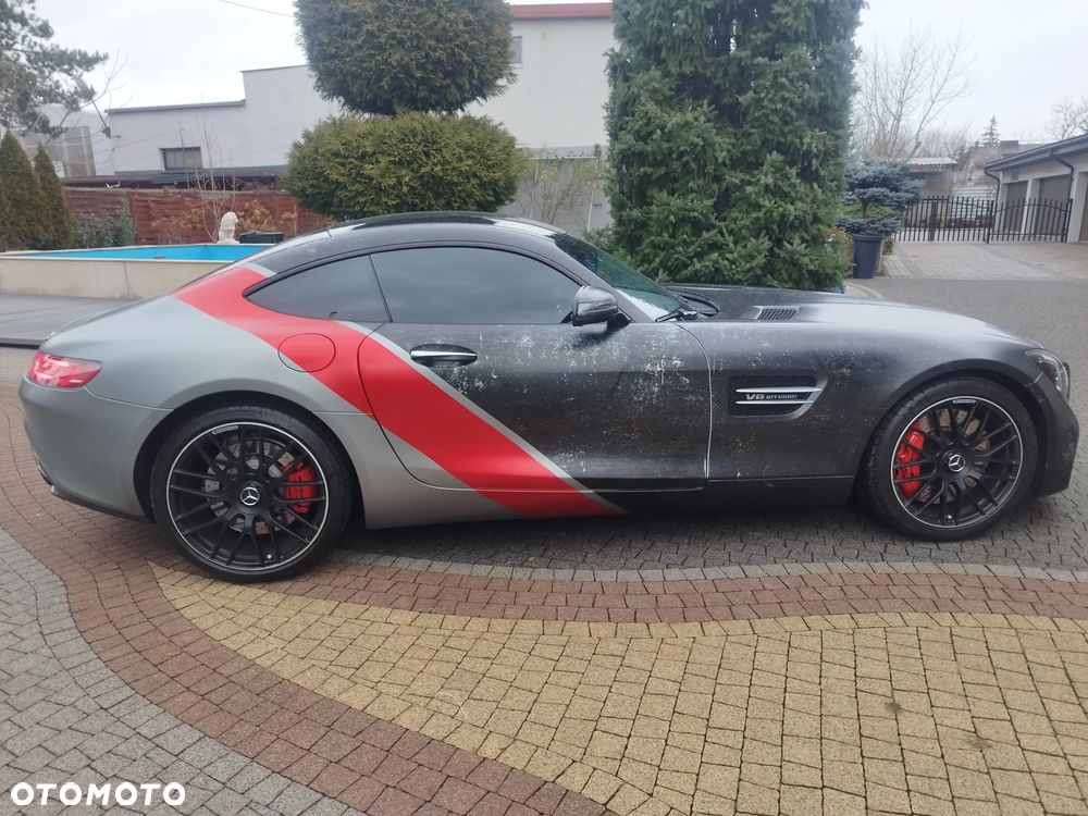 Mercedes-Benz AMG GT R - 21