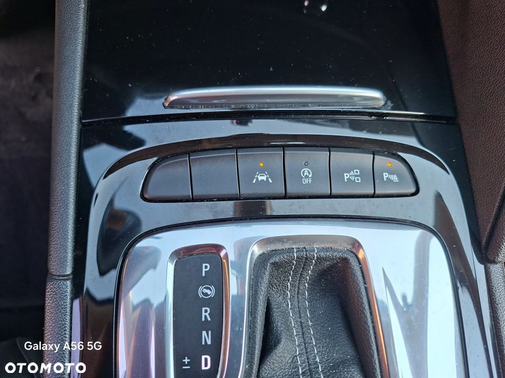 Opel Insignia - 37
