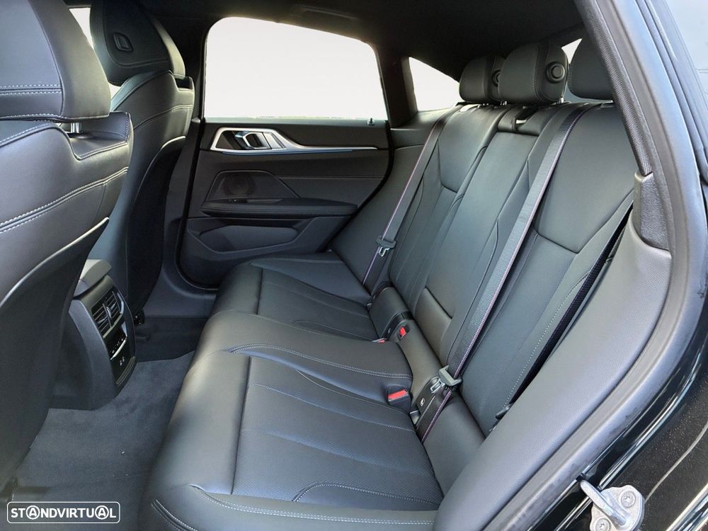 BMW i4 eDrive35 - 11