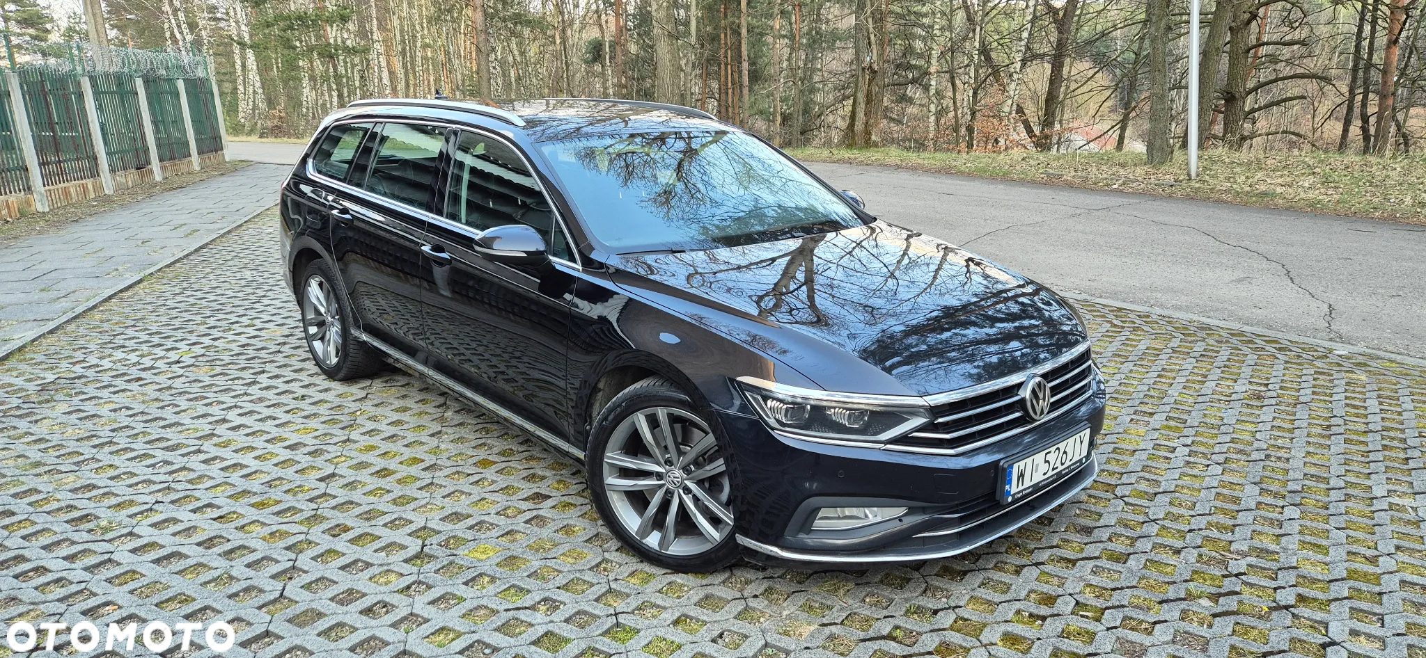 Volkswagen Passat 2.0 TDI 4Mot Elegance DSG - 4