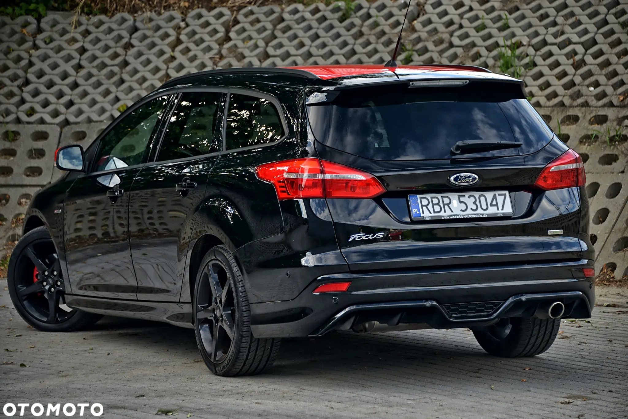 Ford Focus Turnier 1.5 EcoBoost Start-Stopp-System TITANIUM - 17