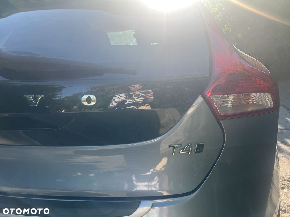 Volvo V40 - 6