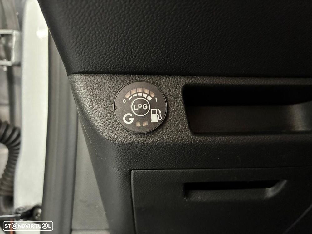 Renault Clio 1.0 TCe Evolution Bi-Fuel - 16