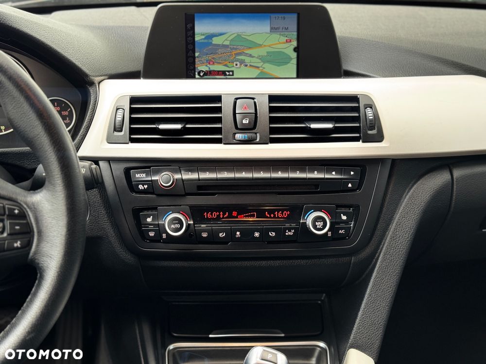 BMW Seria 3 - 18