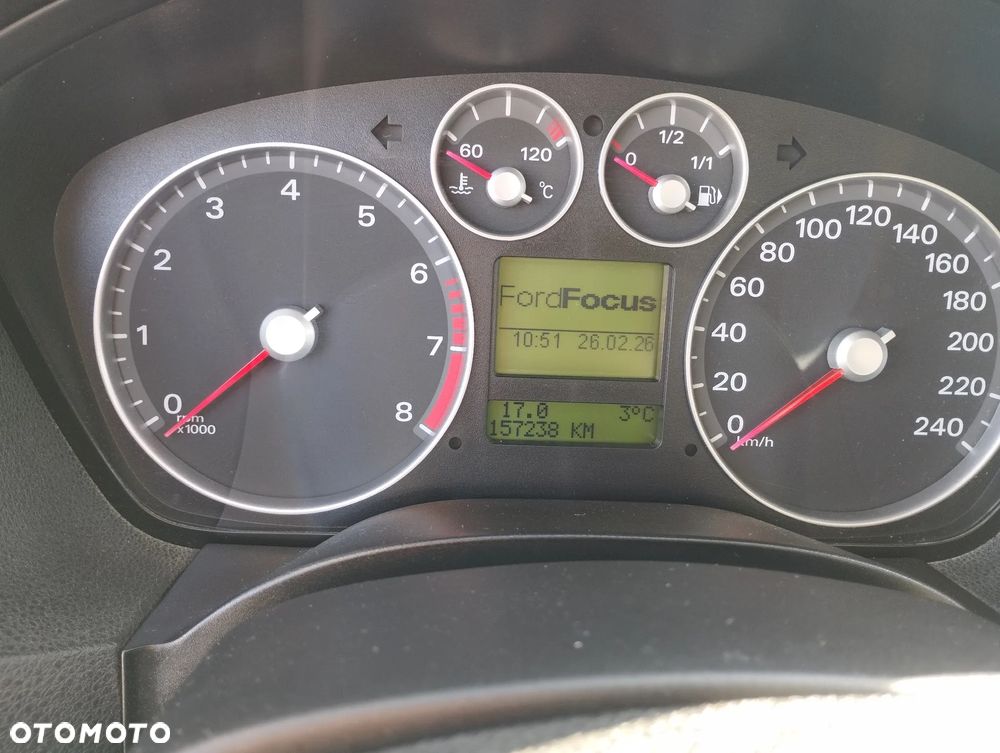 Ford Focus 1.6 16V Fun X - 9