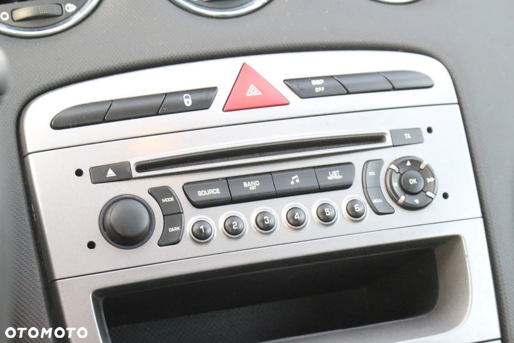 Peugeot 308 1.6 HDi Access - 32