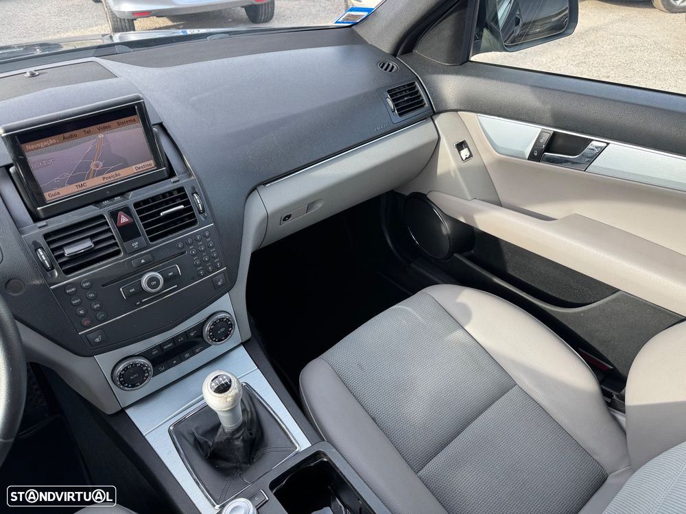 Mercedes-Benz C 220 Station CDI DPF Avantgarde - 17