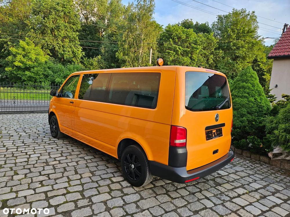 Volkswagen Transporter Caravelle Lang BMT Comfortline - 10