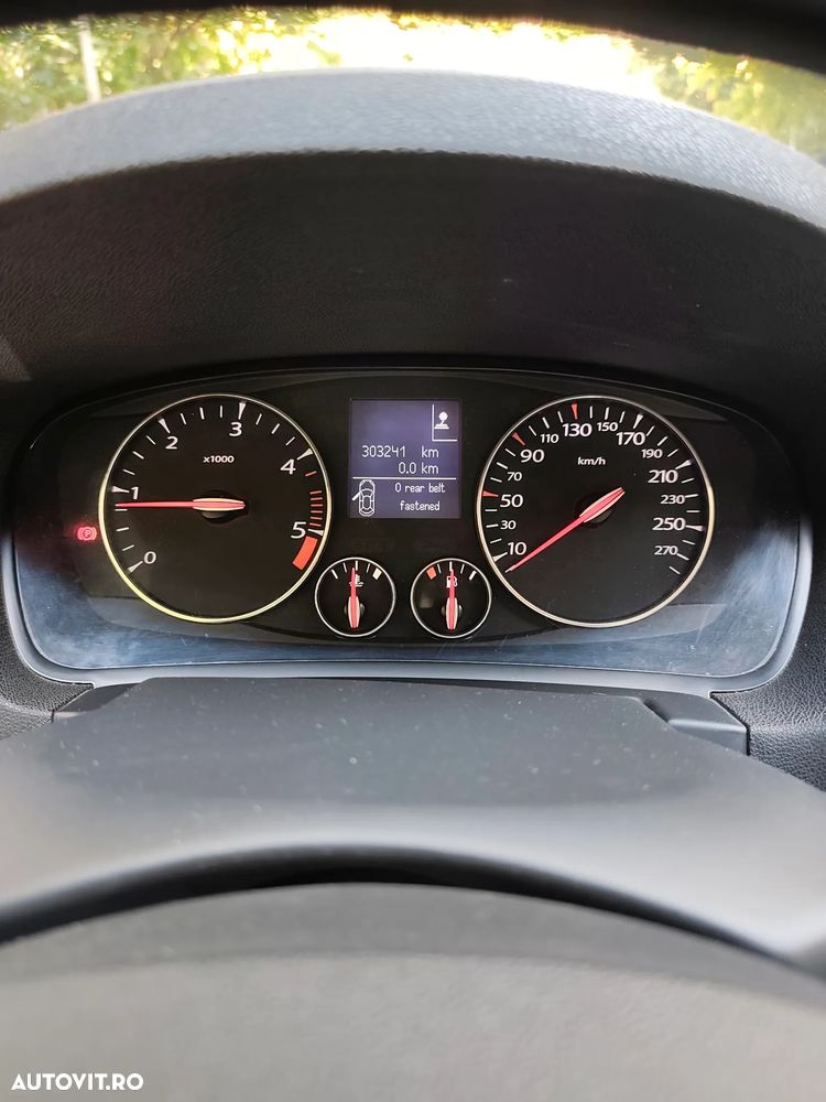 Renault Laguna - 4