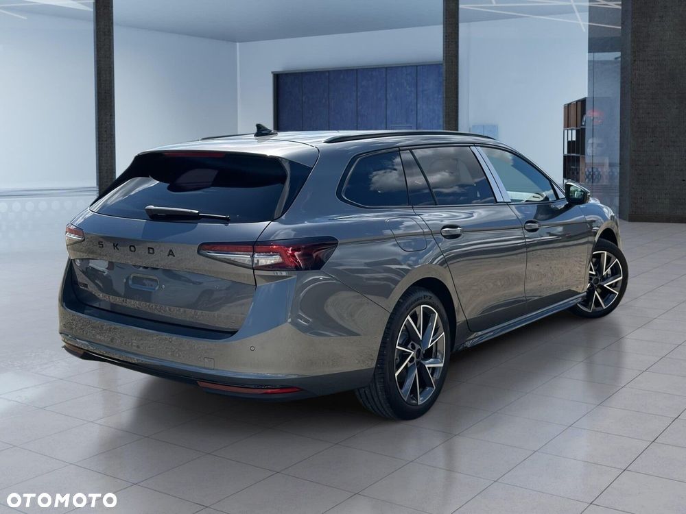 Skoda Superb 2.0 TSI Sportline DSG - 11