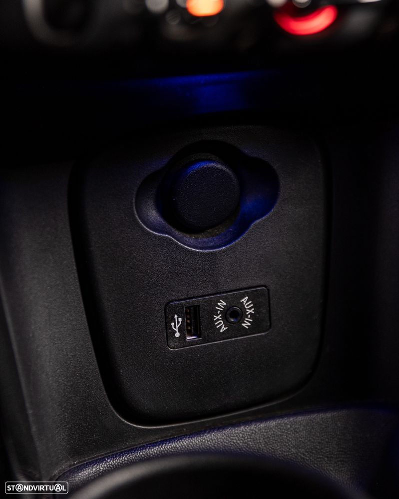 MINI 3 Portas John Cooper Works Auto Desportiva - 22