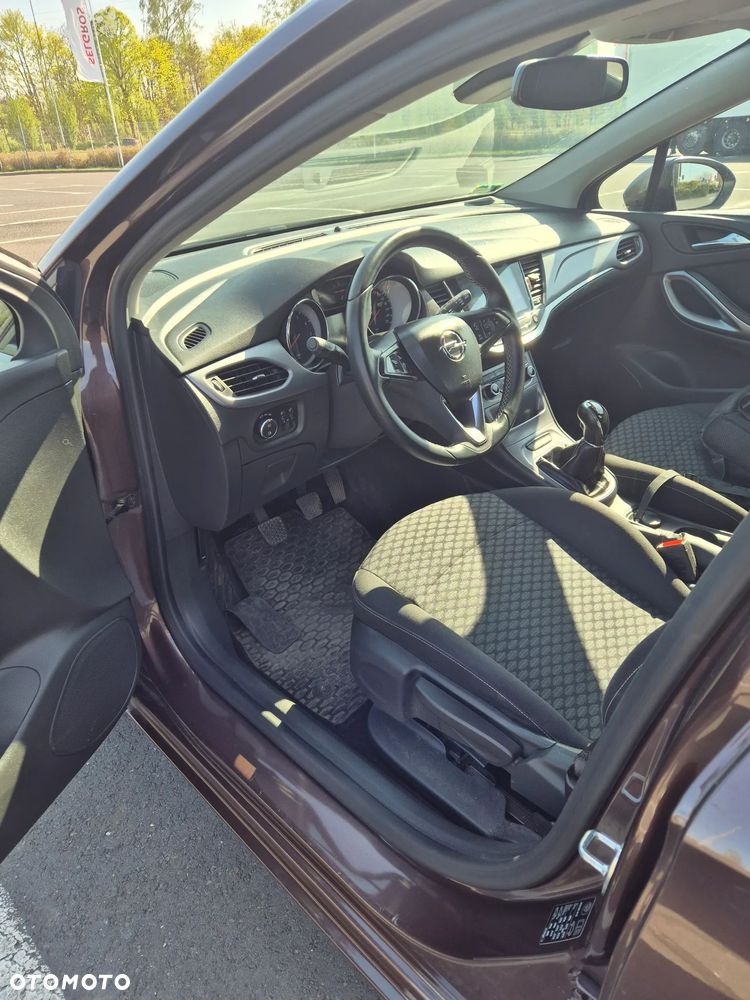 Opel Astra - 22