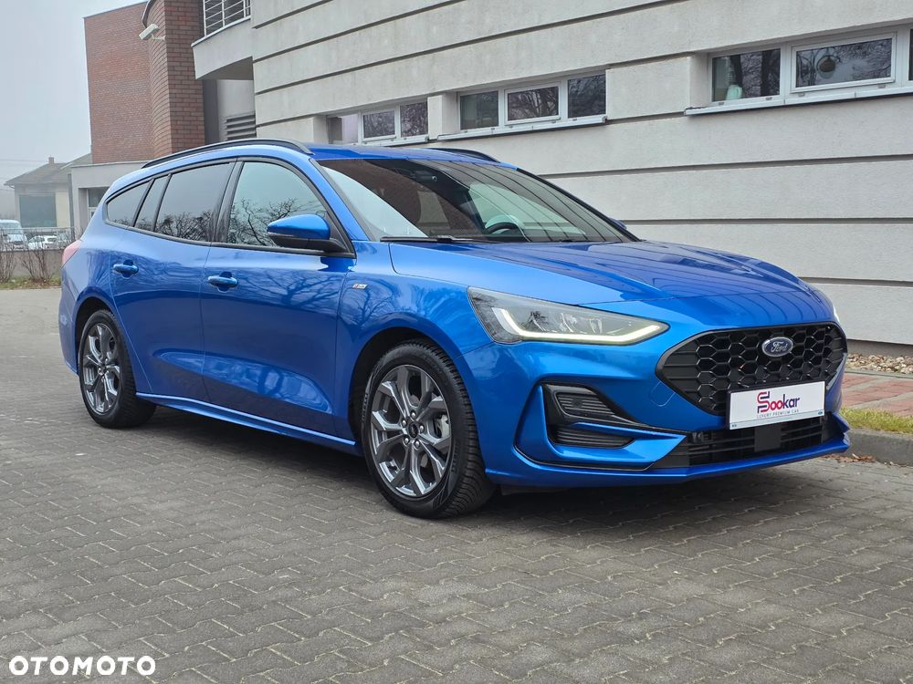 Ford Focus 1.0 EcoBoost mHEV ST-Line X - 2