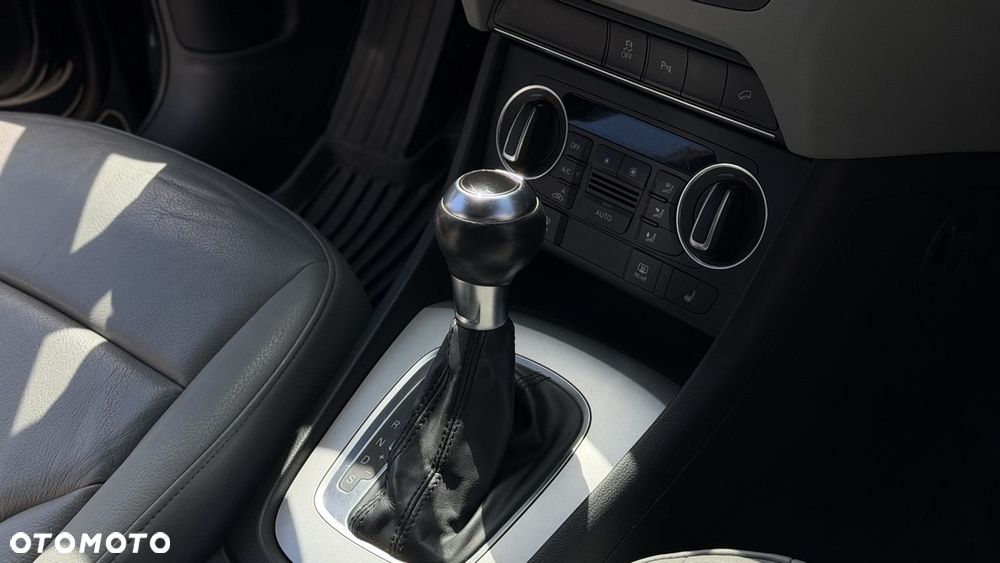 Audi Q3 2.0 TFSI Quattro S tronic design - 10