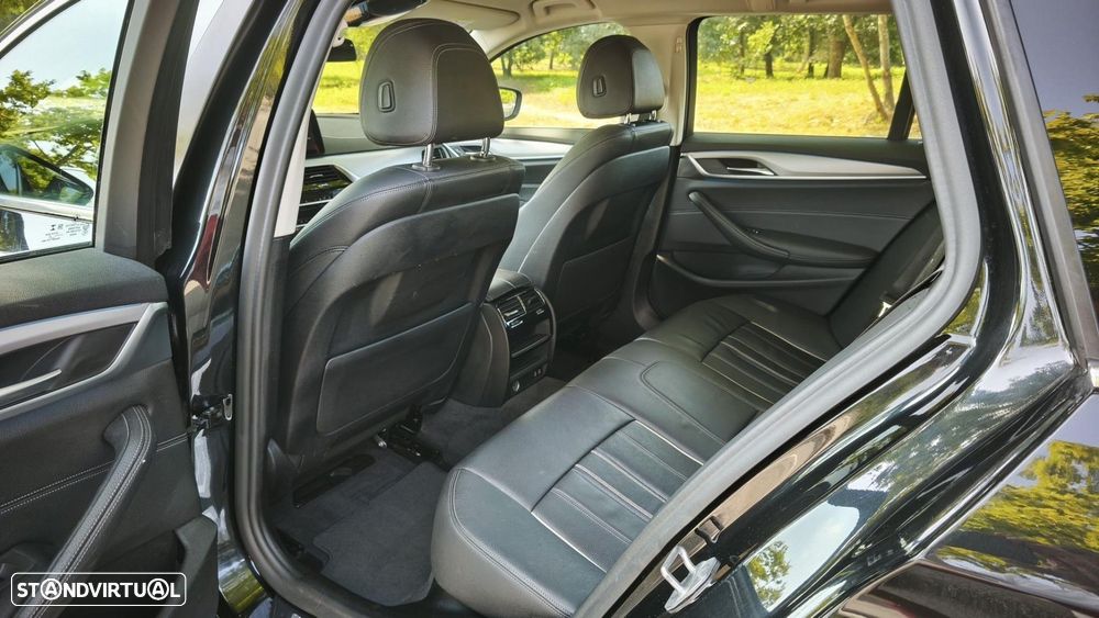 BMW 530 e xDrive Aut. Luxury Line — fotografia 19