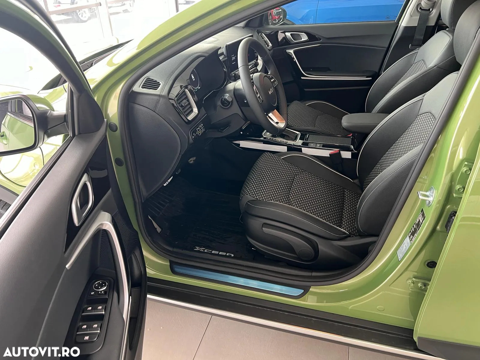 Kia XCeed 1.6 GDI 6DCT PHEV Vision - 12
