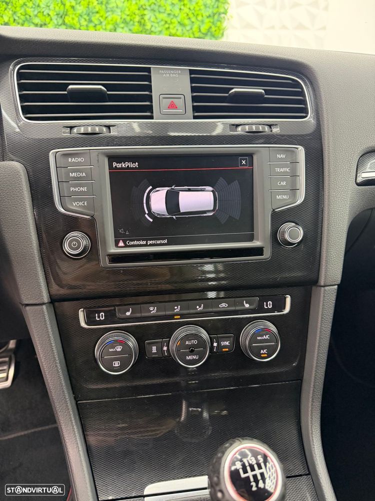 VW Golf GTI Performance BlueMotion - 8
