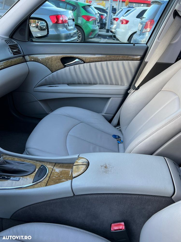 Mercedes-Benz E - 24