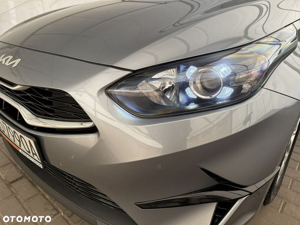Kia Ceed - 28