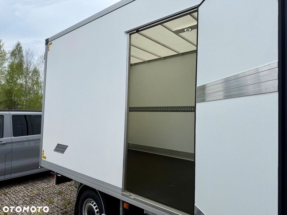 Volkswagen Crafter - 10