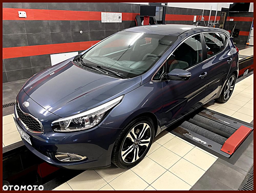 Kia Ceed 1.6 GDI XL DCT - 1