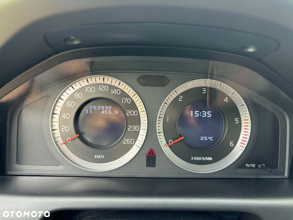 Volvo XC 60 2.4D AWD - 20