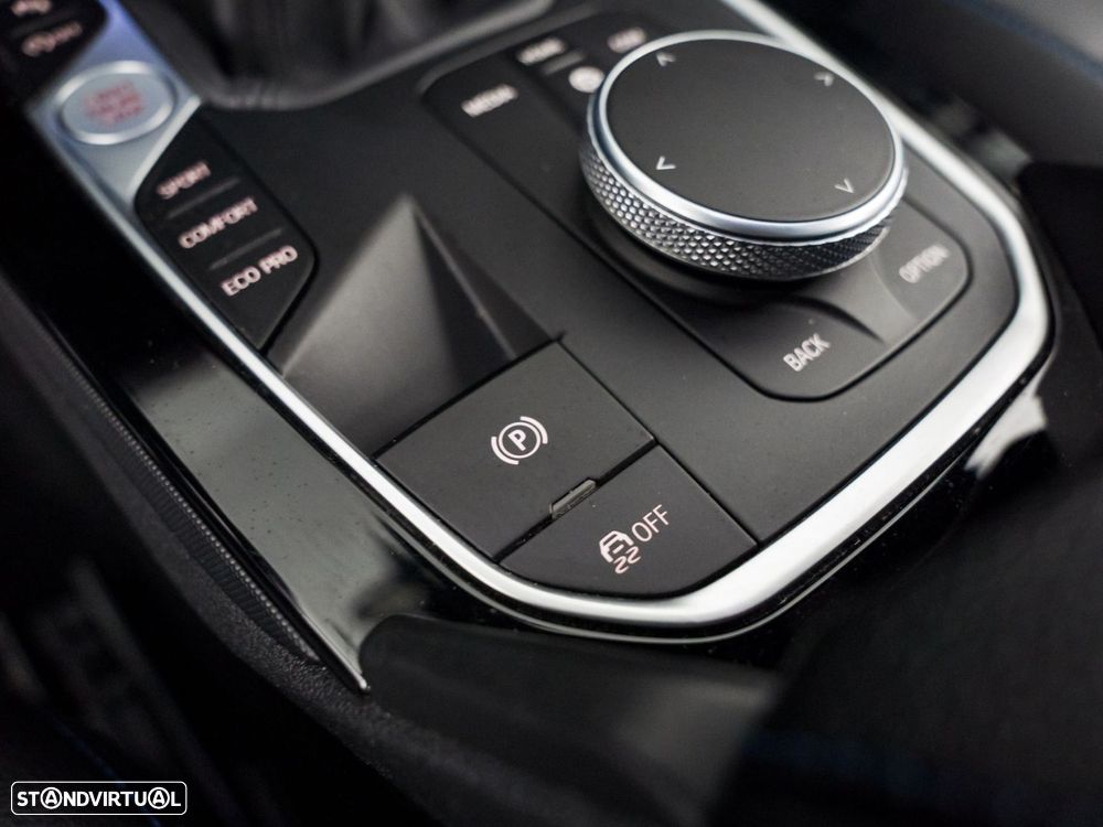 BMW 116 d Corporate Edition M - 23