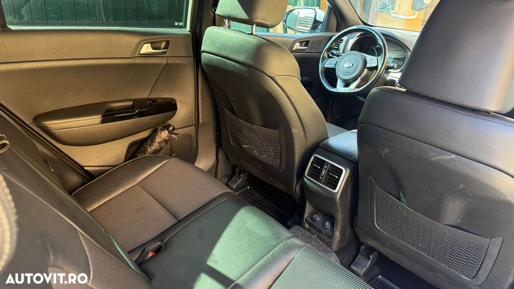 Kia Sportage 1.6 DSL 7DCT HP 4x2 GT Line - 10