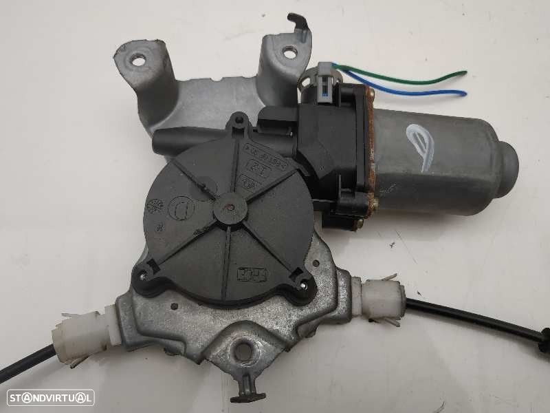 ELEVADOR DE VIDRO TRASEIRO DIREITO NISSAN ALMERA II 2002 - 2