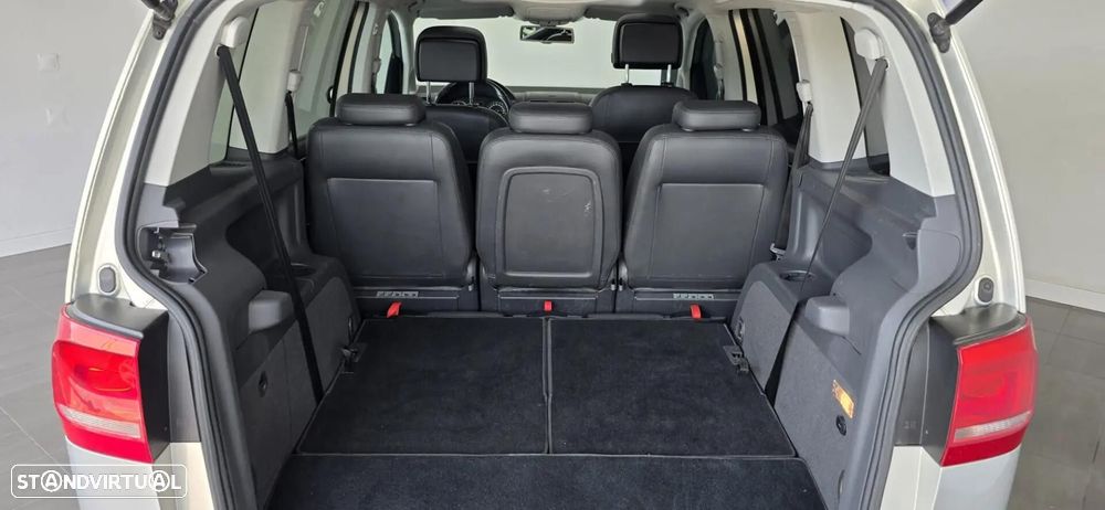 VW Touran 1.6 TDI Blue.Highine 7L - 10