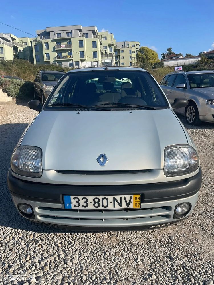 Renault Clio 1.2 - 6