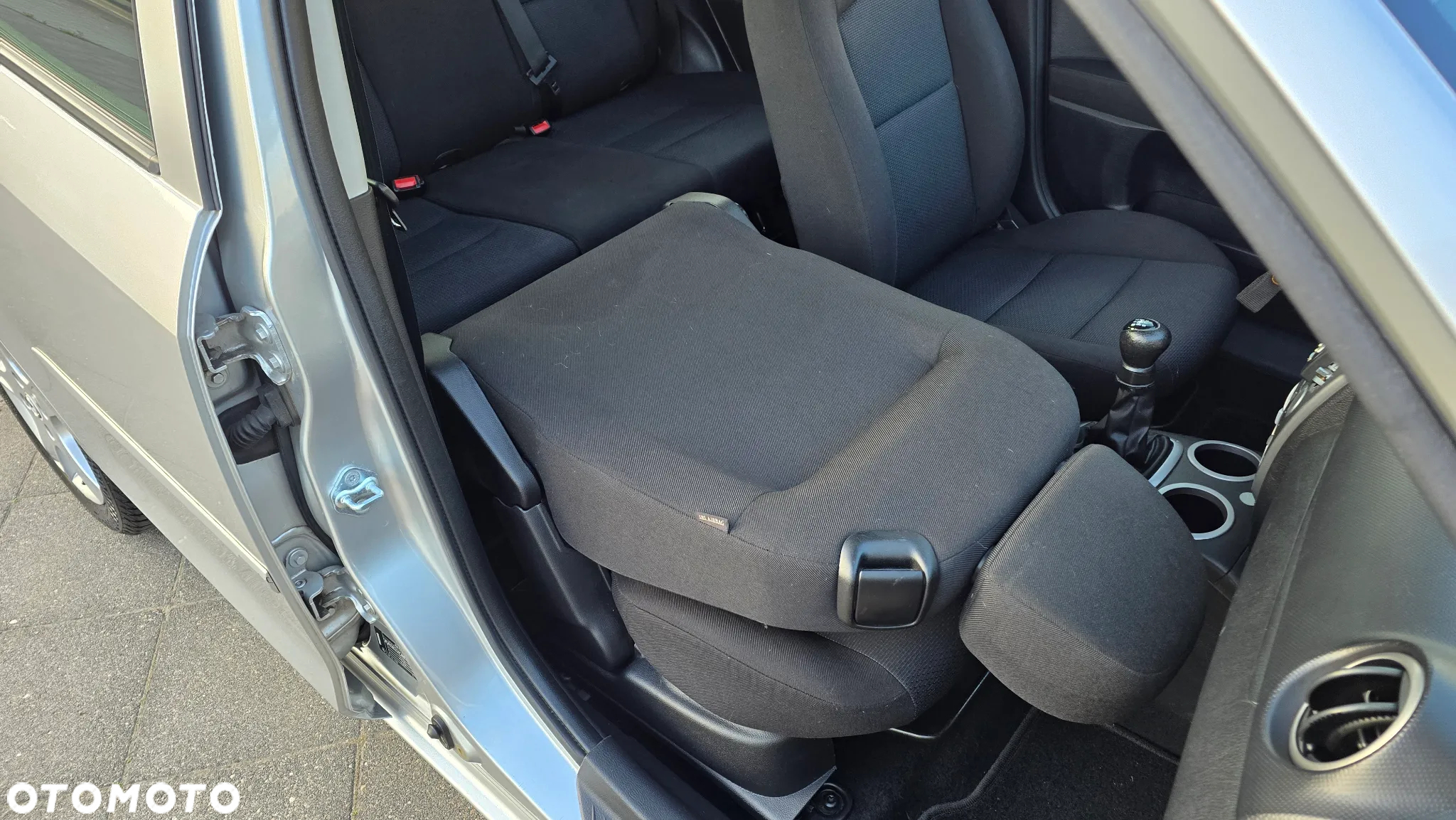 Mazda 2 - 20