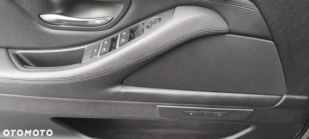 BMW Seria 5 520d - 15