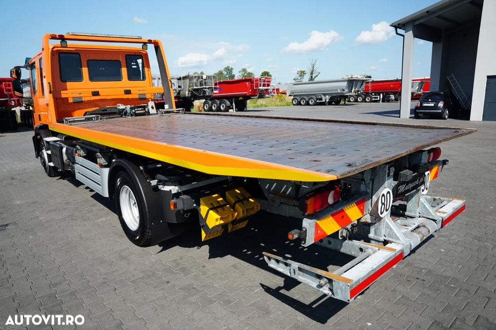 Iveco EUROCARGO / REMORCA AUTO HIDRAULICĂ / PLATFORMĂ - 6 M / REMORCA DUPĂ CU 6 LOCURI / TRONIU / EURO 6 - 21