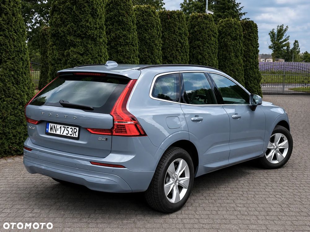 Volvo XC 60 B4 D AWD Momentum Pro - 7