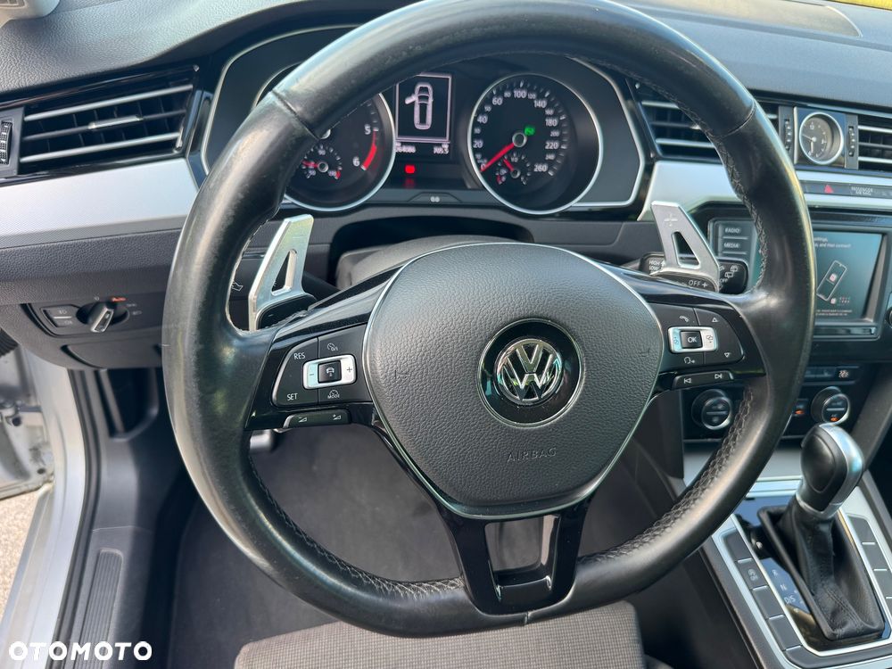 Volkswagen Passat 2.0 TDI BMT Comfortline DSG - 12
