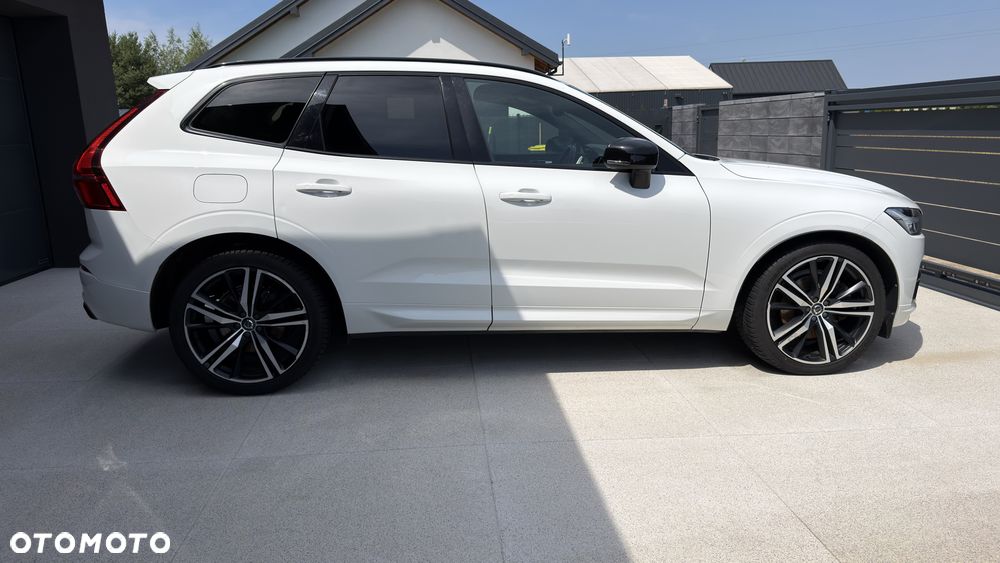 Volvo XC 60 D5 AWD Geartronic RDesign - 9