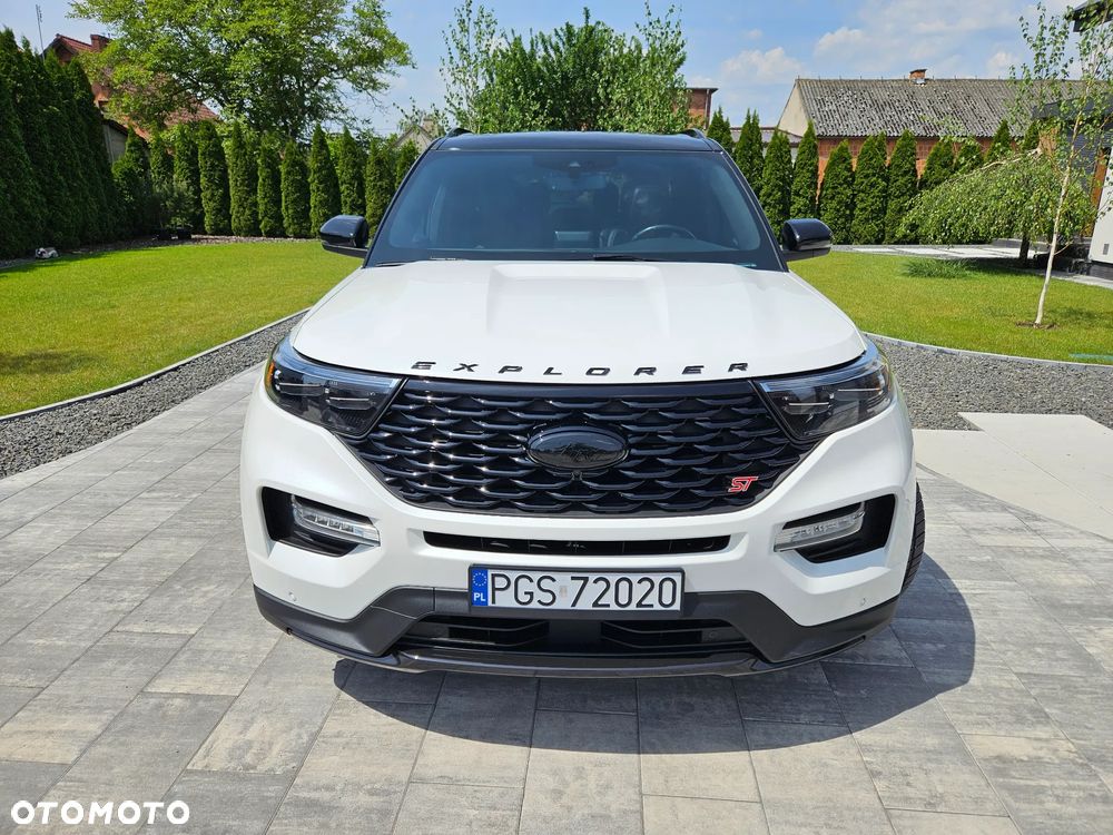 Ford Explorer - 2