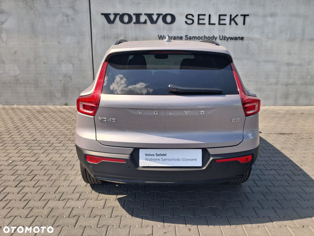 Volvo XC 40 - 8