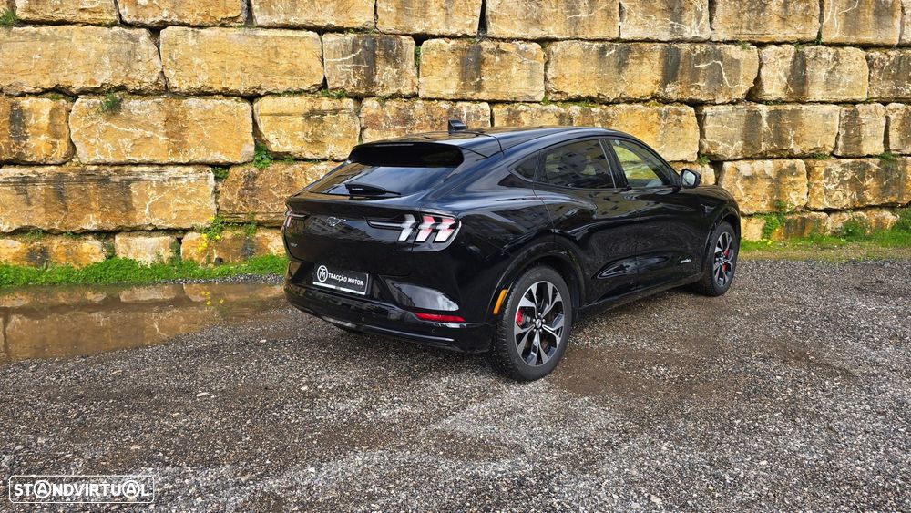 Ford Mustang Mach-E AWD PREMIUM - 2