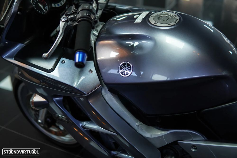 Yamaha FJR 1300 - 33