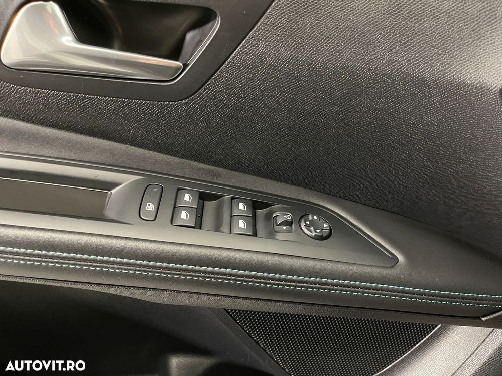 Peugeot 5008 1.5L BlueHDI EAT8 S&S Allure - 24